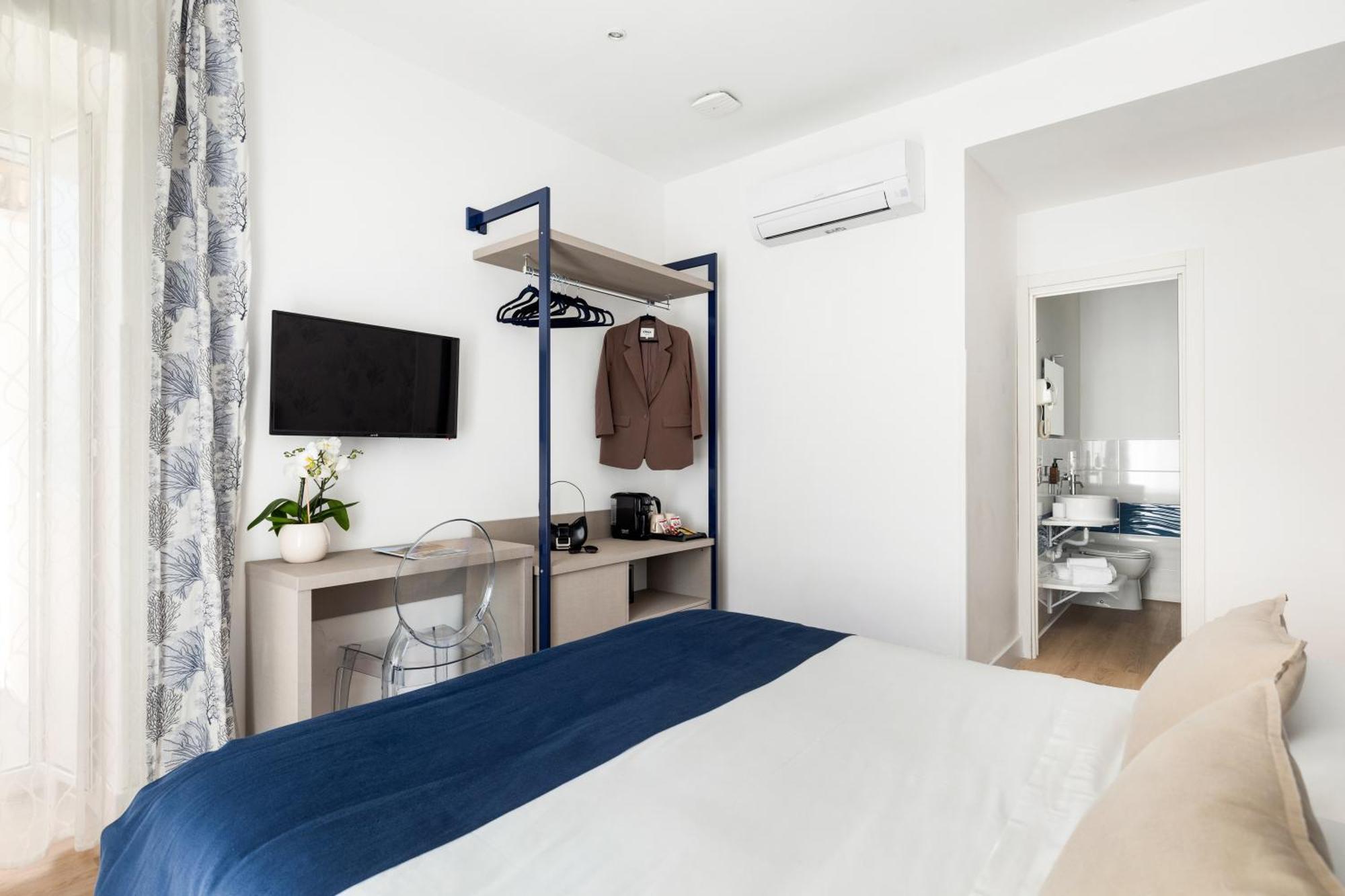 Yourhome - Blue Marina Rooms ซอร์เรนโต ภายนอก รูปภาพ