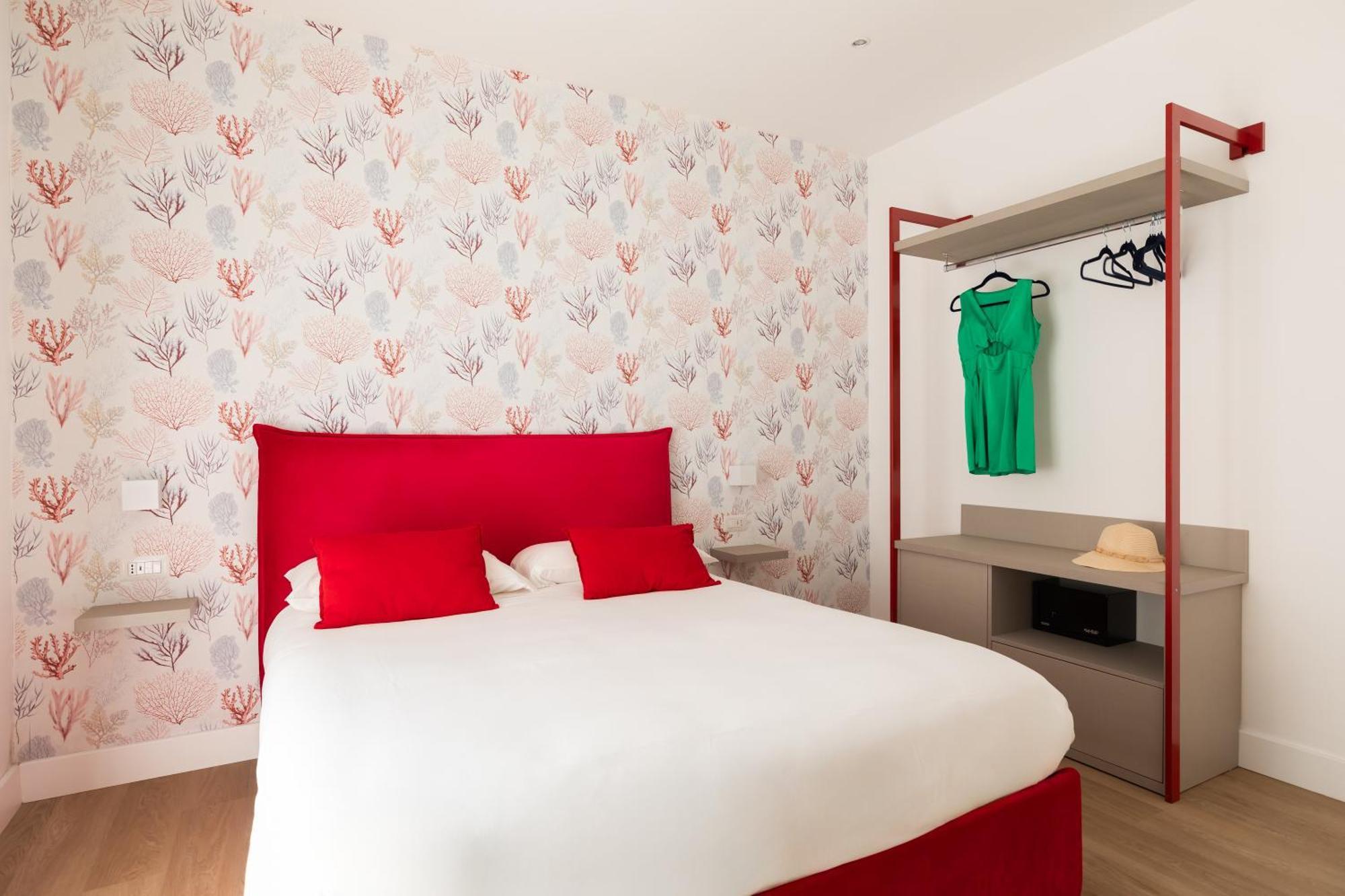 Yourhome - Blue Marina Rooms ซอร์เรนโต ภายนอก รูปภาพ